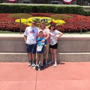 Meet your Posher, Amy